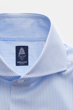 Finamore Business Hemd 'Sergio Napoli' Haifisch-Kragen hellblau/weiß gestreift, Twill, weicher Griff, Regular Fit, Detailfoto Kragen innen von oben.