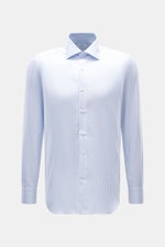 Front view of Fray Shirt shark collar 'Nello' light blue/white striped, slim fit, pure cotton with slightly textured feel, sport cuff, and rounded hemline. FRAY impresses with the shirt 'Nello', made from pure cotton – a timeless essential for the office 