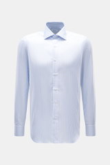 Front view of Fray Shirt shark collar 'Nello' light blue/white striped, slim fit, pure cotton with slightly textured feel, sport cuff, and rounded hemline. FRAY impresses with the shirt 'Nello', made from pure cotton – a timeless essential for the office 