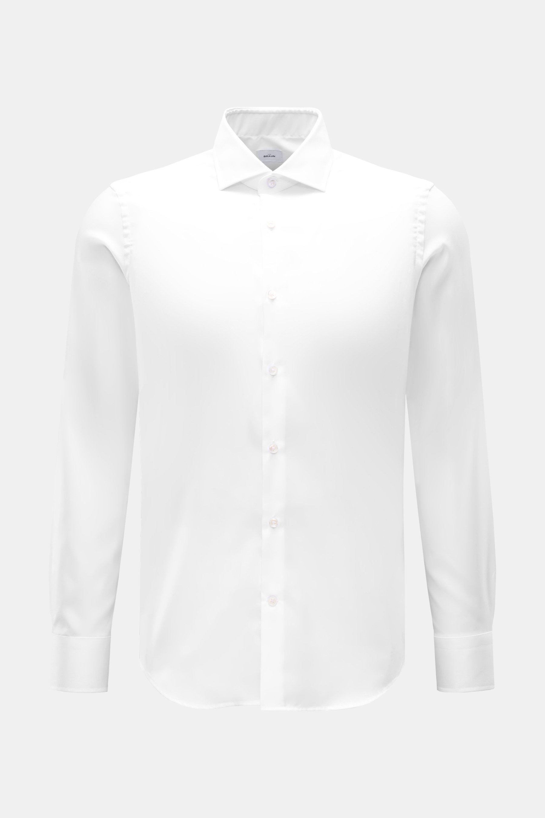 BRAUN Hamburg Business Hemd Haifisch-Kragen weiß, frontale Aufnahme, feiner Baumwoll-Gabardine, weicher Griff, Extra Slim Fit, französische Knopfleiste, klassische Sportmanschette, gerundeter Saumverlauf.