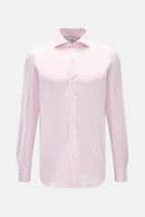 Finamore Business Hemd 'Edoardo Napoli' Haifisch-Kragen rosé, Slim Fit, weiche Giza-Baumwolle, französische Knopfleiste, Sportmanschette, frontale Aufnahme.