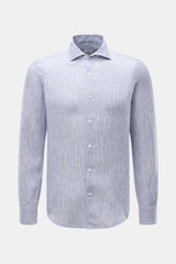 Frontansicht des von Braun Leinenhemd Haifisch-Kragen navy/weiß gestreift mit feinem Streifenmuster, Slim Fit und klassischer Sportmanschette.