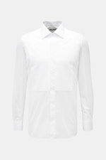 Borrelli Smokinghemd 'Quinto' Kent-Kragen weiß, Slim Fit, reine Baumwolle, plissierte Bib-Front, Umschlagmanschette, verdeckte Knopfleiste, Frontalansicht.