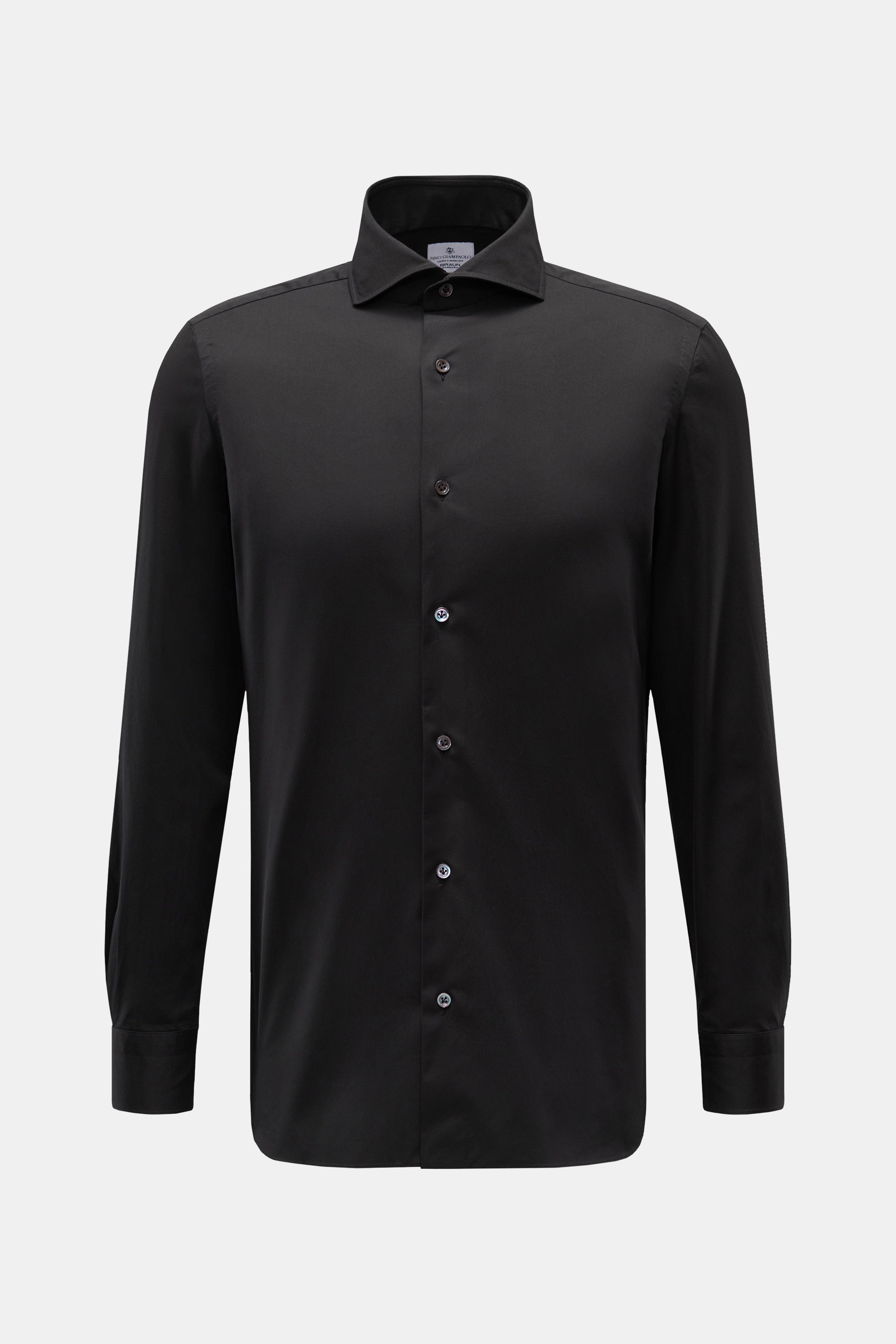 Giampaolo Casual Hemd Haifisch-Kragen schwarz, Slim Fit Popeline aus Baumwolle, Haifisch-Kragen, französische Knopfleiste, Sportmanschette, von vorne fotografiert.
