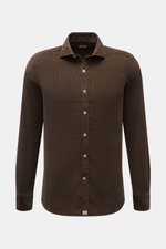 Sonrisa Cordhemd Haifisch-Kragen khaki, Slim Fit, aus weichem Baumwollcord, mit klassischer Knopfleiste, Sportmanschette, leicht gerundetem Saum, frontal fotografiert.