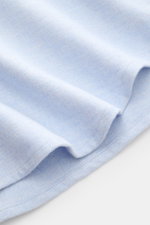 Sonrisa Flanellhemd Haifisch-Kragen hellblau meliert, Nahaufnahme vom leicht gerundeten Saum aus weichem Baumwoll-Flanell, Slim Fit.
