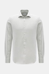 Frontale Aufnahme des BRAUN Hamburg Flanellhemds Haifisch-Kragen hellgrau meliert, Slim Fit, feiner Fischgrat aus Baumwolle, sehr weicher Griff, französische Knopfleiste, klassische Sportmanschette, gerundeter Saumverlauf.
