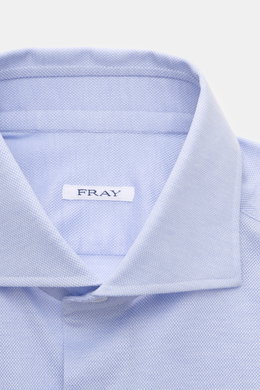 Fray Piqué-Hemd Haifisch-Kragen 'Lione Cucitura' rauchblau meliert, Slim Fit, aus reiner Baumwolle, Nahaufnahme von oben, feine Struktur sichtbar.