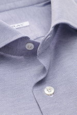 Fray Piqué-Hemd Haifisch-Kragen 'Lione Cucitura' graublau meliert, Slim Fit, Baumwolle, Sportmanschette, Taillenabnäher, Detailfoto Kragen und Knöpfe.