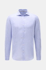 Front view of von Braun Linen shirt shark collar blue/white striped, pure linen with fine stripes, regular fit, French button placket, classic barrel cuffs, and rounded hem. Effortlessly lightweight: This VON BRAUN shirt in pure linen has an airy feel and