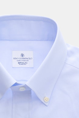 Alt tag (125 characters max): Close-up front view of Giampaolo Oxford shirt button-down collar light blue showing fabric texture and collar details.

Additional description: 
<p>A classic from Italian shirt experts GIAMPAOLO: This shirt in fine Oxford fab