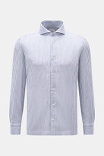 Giampaolo Casual Hemd Haifisch-Kragen weiß/navy gestreift, Slim Fit, leichte Baumwolle-Leinen-Mischung, Haifisch-Kragen, Knopfleiste, Sportmanschette, Frontansicht.