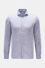 Giampaolo Casual Hemd Haifisch-Kragen navy/weiß gestreift, Slim Fit, Baumwolle-Leinen, leicht strukturiert, Haifisch-Kragen, Knopfleiste, Sportmanschette, gerundeter Saum, frontale Nahaufnahme.