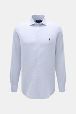 Polo Ralph Lauren Oxford-Hemd Haifisch-Kragen hellblau/weiß gestreift, frontale Nahaufnahme, Leinen-Baumwollmix, Slim Fit, Haifisch-Kragen, weicher Griff, klassisches Streifenmuster.