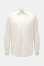 04651/ A trip in a bag Casual Hemd 'Cloudy Shirt' schmaler Kragen offwhite, frontale Nahaufnahme, reine Baumwolle, leichte Qualität, Regular Fit, weicher Griff, klassisch, sportliche Manschetten.