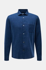 Front view of the 04651/ A trip in a bag Casual shirt 'Indigo Shirt' slim collar navy in a casual denim look, linen-cotton blend, soft feel, regular fit, narrow collar, French button placket, patch breast pocket, classic barrel cuffs, back yoke with inver