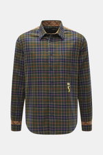 Barbour Flanellhemd Kent-Kragen navy/grün/orange kariert, kariertes Flanellhemd mit Twill, Brusttasche, Sportmanschette, Rückenpasse, frontal fotografiert.