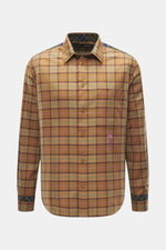 Frontansicht des Barbour Flanellhemd Kent-Kragen beige/camel/rosé kariert mit klassischem Karo, Brusttasche, kontrastr. Rückenpasse, aus reiner Baumwolle.