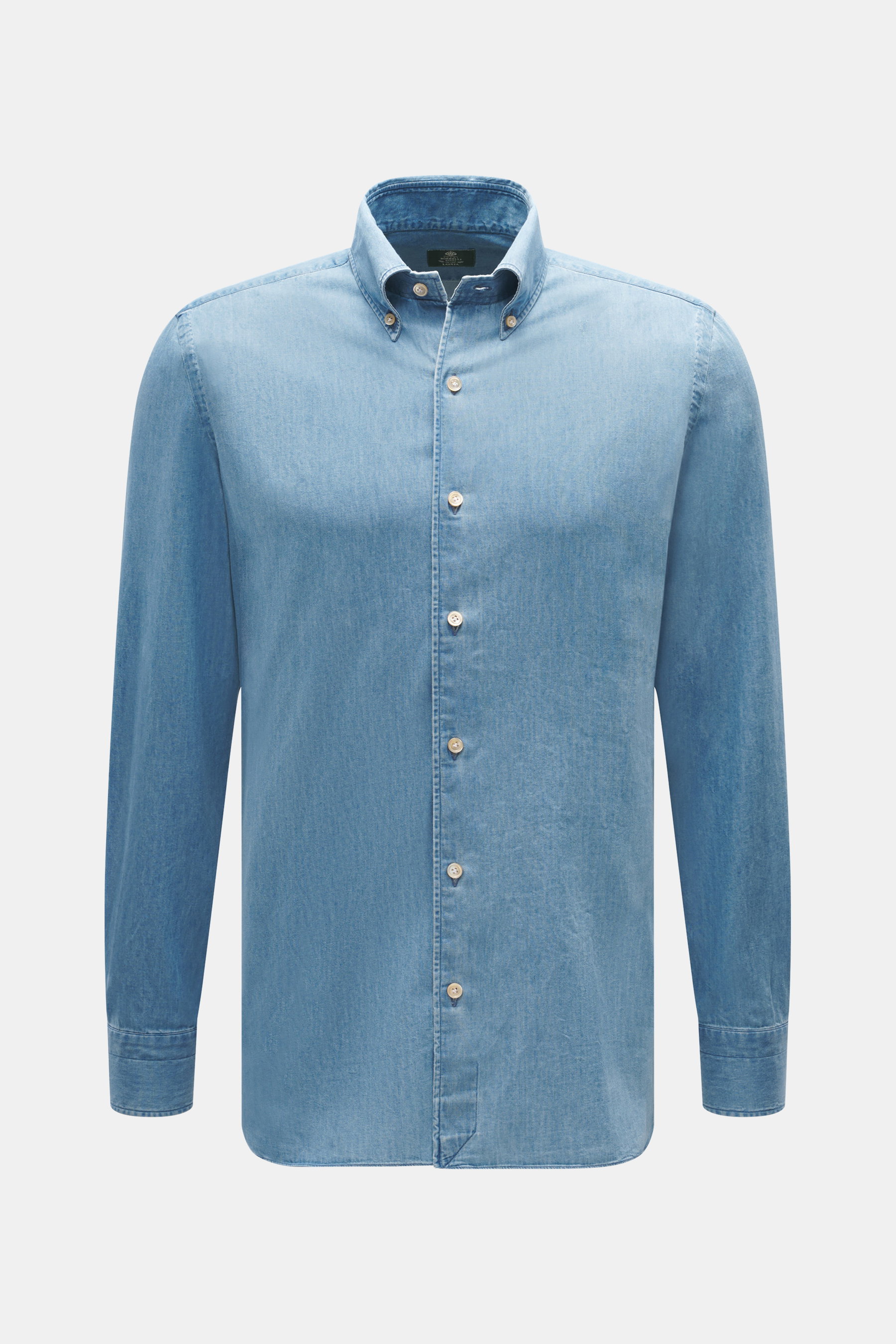 Borrelli Jeanshemd Button-Down-Kragen rauchblau, Frontansicht, Denim aus reiner Baumwolle, weiche, leichte Qualität, handgefertigt, Slim Fit, französische Knopfleiste, klassische Sportmanschette, gerundeter Saumverlauf.