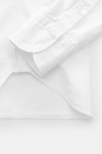 Finamore Business Hemd 'Eduardo Napoli' Haifisch-Kragen weiß, Detailaufnahme von Manschette und Saum, mercerisierte Baumwolle, Slim Fit.