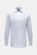 Front view of Finamore Casual Shirt 'Edoardo Napoli' Shark Collar Light Blue/White Striped, slim fit with extra long sleeves and French placket.

<p>The model 'Edoardo Napoli' by the traditional house FINAMORE impresses with its smooth, cool touch and is 
