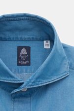 Finamore Chambray-Hemd "Sergio Gaeta" Haifisch-Kragen blau, Detail von innen, reiner Baumwoll-Chambray, sehr weicher Griff, Slim Fit.
