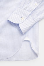 Close-up view of the cuff and hem of the Giampaolo Casual Shirt Shark Collar Blue/White Checked, featuring pure cotton, slim fit, and fine check pattern.

Additional description:  
<p>A true all-rounder from shirt expert GIAMPAOLO: With this shirt made of
