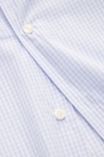 Close-up front view of Giampaolo Casual Shirt Shark Collar Blue/White Checked showing fine check pattern, buttons, and fabric texture.

<p>A true all-rounder from shirt expert GIAMPAOLO: With this shirt made of pure cotton and a fine check pattern with sh