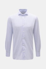 Front view of Giampaolo Casual-Hemd Haifisch-Kragen dunkelblau/weiß kariert, a slim fit shirt with soft cotton, fine check pattern, shark collar, French placket, sport cuffs, rounded hem. Ein echter Allrounder vom Hemdenexperten GIAMPAOLO: Mit diesem Hemd