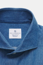Giampaolo Chambray-Hemd Haifisch-Kragen blau, Nahaufnahme von oben, reine Baumwolle, soft, Slim Fit, französische Knopfleiste, Sportmanschette.