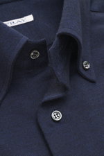 Close-up front view of the Fray Jersey Shirt Button-Down Collar 'Boston' navy in a mix of cotton and cashmere, soft touch, slim fit, with button-down collar, classic sport cuff, back waist darts, and extended back.