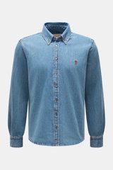 Ami Paris Jeanshemd Button-Down-Kragen rauchblau, Frontansicht, reine Baumwolle, Regular Fit, Knopfleiste, Logo-Stickerei, klassischer Saum, schwere Qualität.