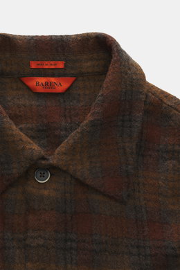 Close-up front view of Barena Venezia Overshirt brown/grey checkered showing turn-down collar, four-button placket, patch chest pocket, buttoned cuffs, made of pure virgin wool with a slightly textured feel, regular fit, unconstructed design, and one insi