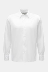 Officine Générale Casual Hemd Kent-Kragen weiß, feiner Gabardine, reine Baumwolle, weicher Griff, garment dyed, Regular Fit, Frontansicht.