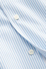 Gherardi Casual shirt kent collar light blue/white striped close-up from front showing pure cotton, soft touch, slim fit, kent collar, French button placket.