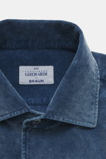 Gherardi Corduroy shirt shark collar smoky blue shown from front close-up, corduroy made of pure cotton, very soft feel, garment-dyed, slim fit, shark collar, French button placket, classic sport cuff, back waist darts, rounded hemline.