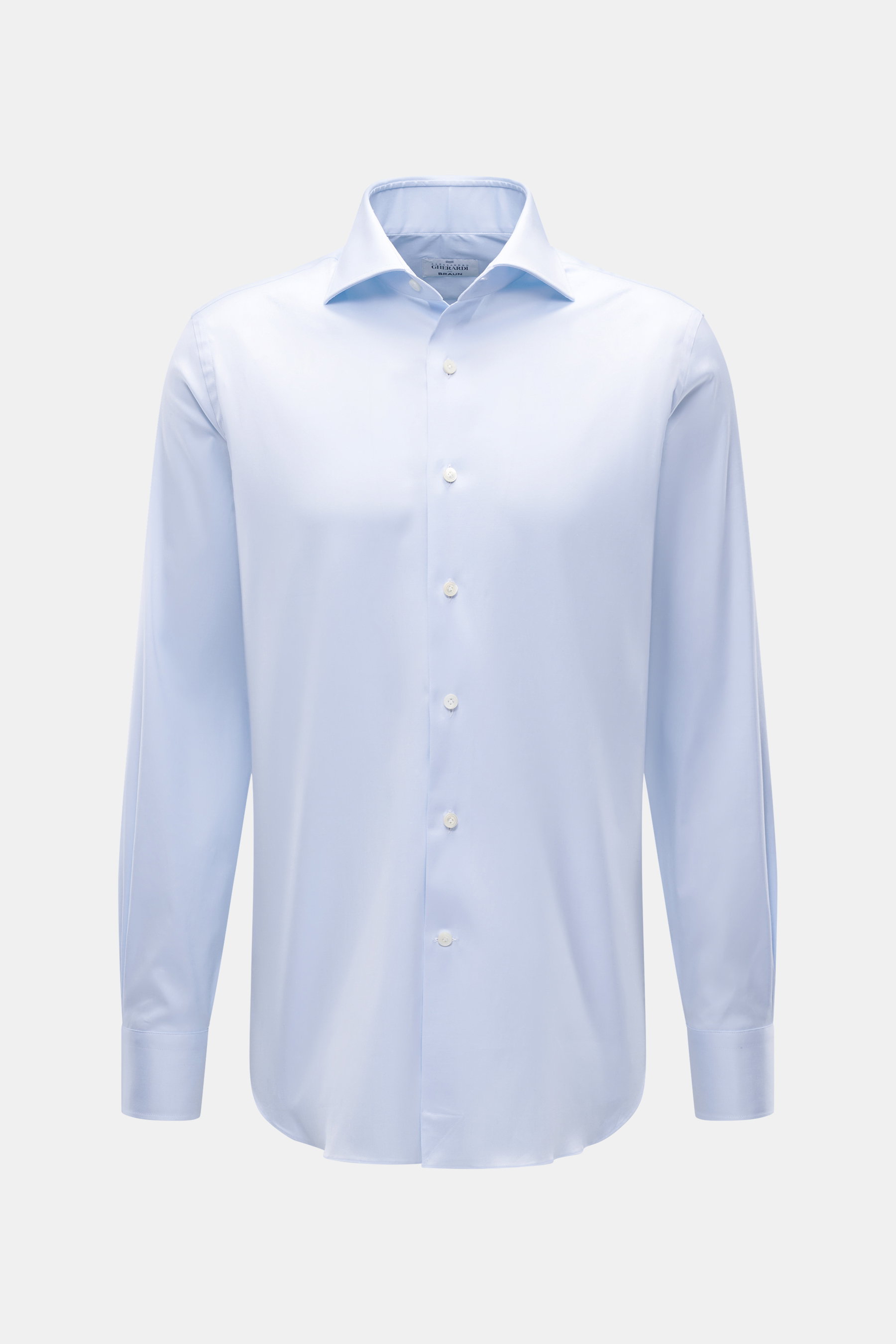 Gherardi Casual Hemd Haifisch-Kragen hellblau, frontal fotografiert, elastische Baumwolle, weicher Griff, leichte Qualität, Slim Fit, französische Knopfleiste, klassische Sportmanschette, rückseitige Taillenabnäher, gerundeter Saumverlauf.