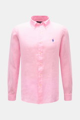 Polo Ralph Lauren Leinenhemd Button-Down-Kragen rosé, slim fit, frontaler Blick, atmungsaktive Leinwandbindung, weicher Griff, Polospieler-Stitching, Knopfleiste, Sportmanschette, Rückenpasse mit Quetschfalte, gerundeter Saum.