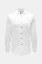 Front view of the Brunello Cucinelli Casual Shirt Shark Collar White in pure cotton gabardine, slim fit with French placket and mother-of-pearl buttons. 

Timeless sophistication: The BRUNELLO CUCINELLI shirt combines pure cotton gabardine with elegant re