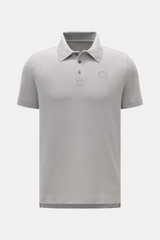 Canada Goose Poloshirt 'Beckley' grau, frontale Ansicht, aus Baumwoll-Piqué, Regular Fit, Polokragen, Dreiknopfleiste, Brustpatch, flexible Ärmelbündchen.