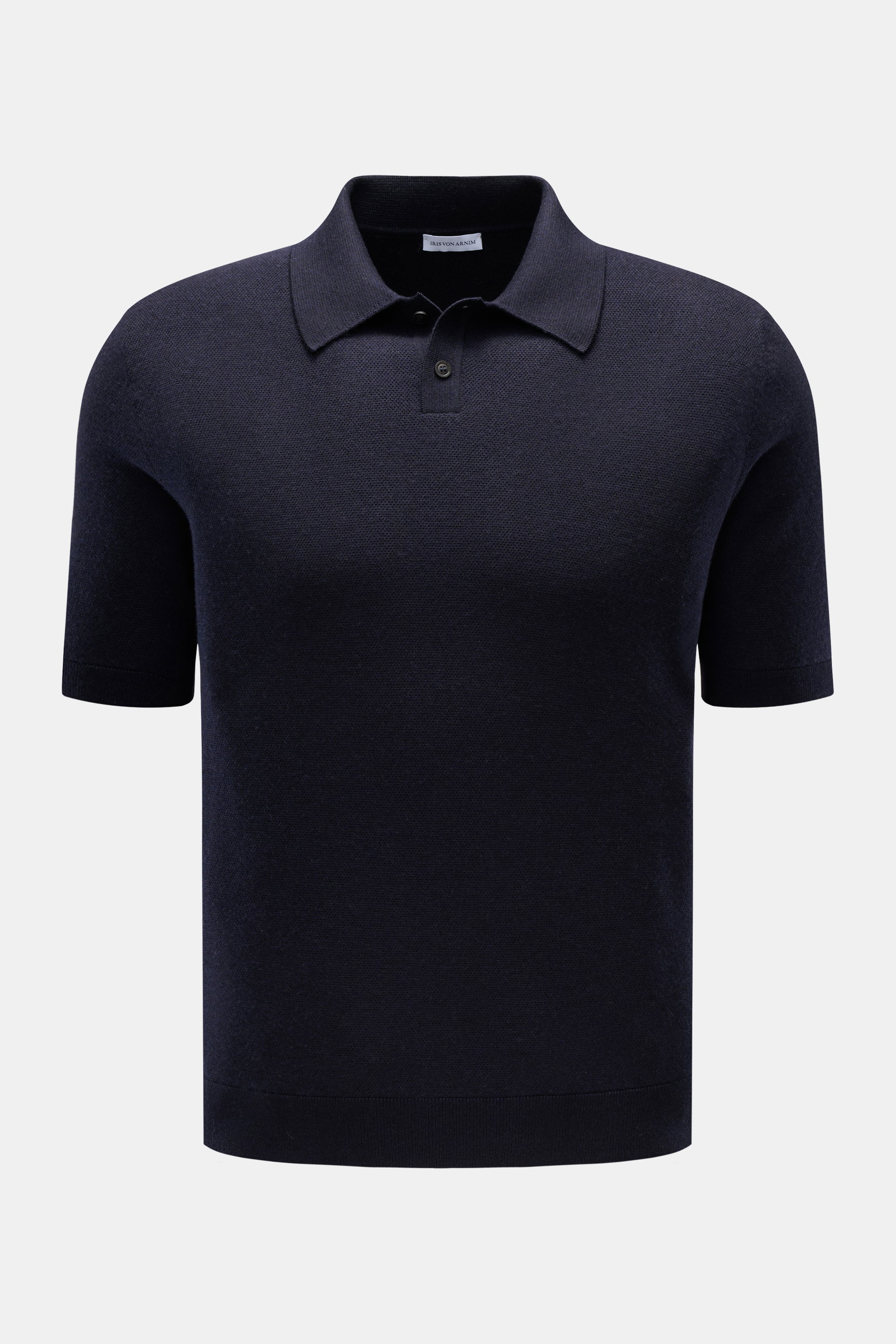 Iris von Arnim Kurzarm-Strickpolo 'Pavion' navy, frontale Nahaufnahme, Regular Fit, klassischer Polokragen, Zwei-Knopf-Leiste, Cashmere-Seide-Mix, weicher Griff.