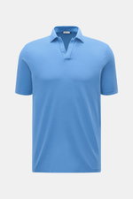 BRAUN Hamburg Jersey-Poloshirt blau in Slim Fit, reine Baumwolle, offene Kragenleiste, seitliche Saumschlitze, Frontalansicht.