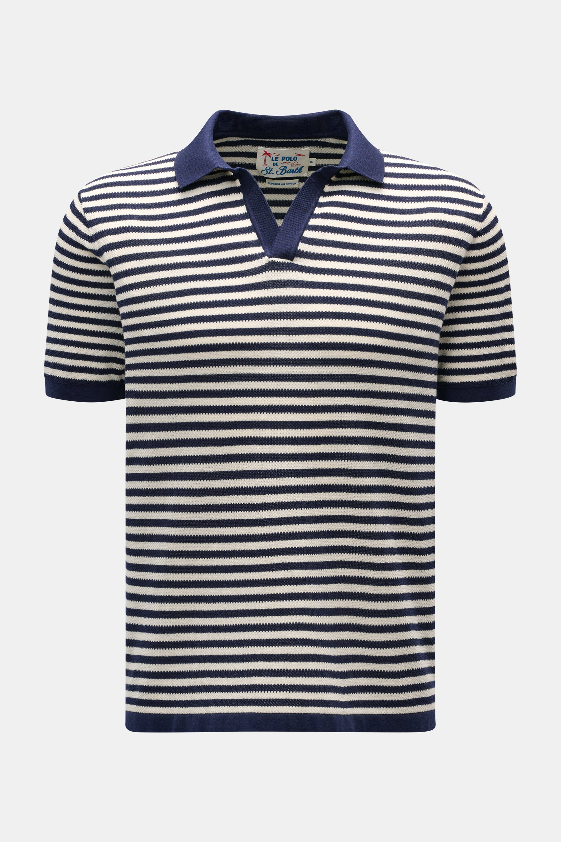 MC2 Saint Barth Kurzarm-Strickpolo 'Sloan' navy/creme gestreift, feiner Baumwoll-Strick, Slim Fit, Polokragen, frontal aus mittlerer Distanz fotografiert.