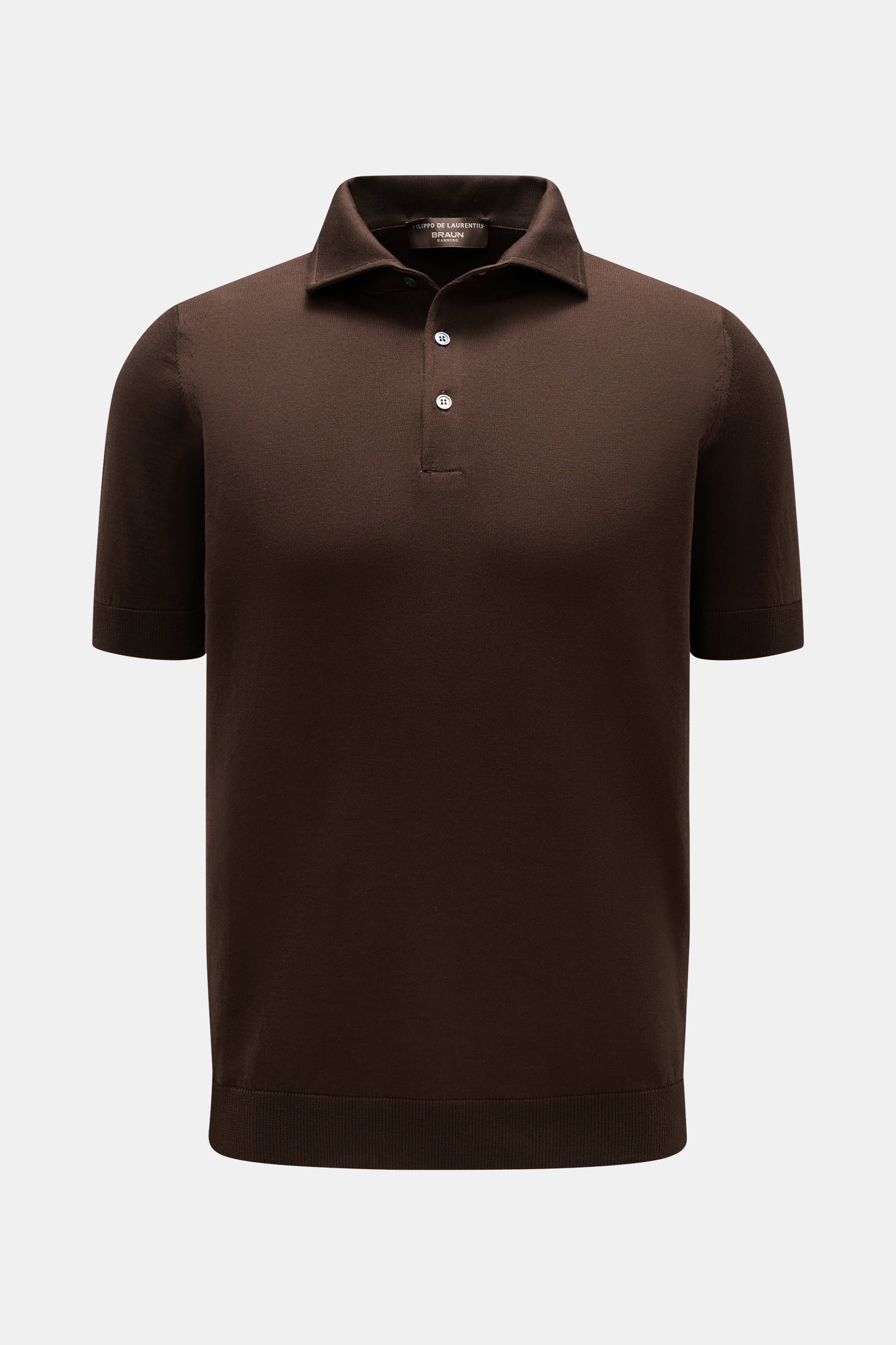 Filippo de Laurentiis Kurzarm-Strickpolo dunkelbraun, frontale Nahaufnahme, reine Baumwolle, feiner Strick, Slim Fit, Polokragen, Drei-Knopf-Leiste, Rippbündchen, soft, Sommer-Feeling.