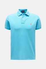 Polo Ralph Lauren Poloshirt azurblau, frontale Ansicht, Slim Fit, reine Baumwolle, Piqué-Struktur, Polokragen, Zwei-Knopf-Leiste, Logo-Stitching, elastische Ärmelbündchen.