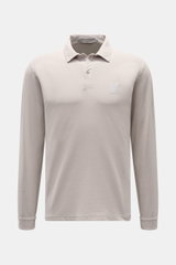 Stone Island Longsleeve-Poloshirt 'Ghost Piece' grau, frontale Nahaufnahme, extra Slim Fit, reine Baumwolle, tonales Kompasslogo, Polokragen, zwei Knöpfe.