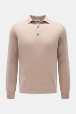von Braun Cashmere Strickpolo beige meliert, frontale Nahaufnahme, feines Strickbild, Slim Fit, Polokragen, Drei-Knopf-Leiste, elastische Rippbündchen, weiche Cashmere-Qualität