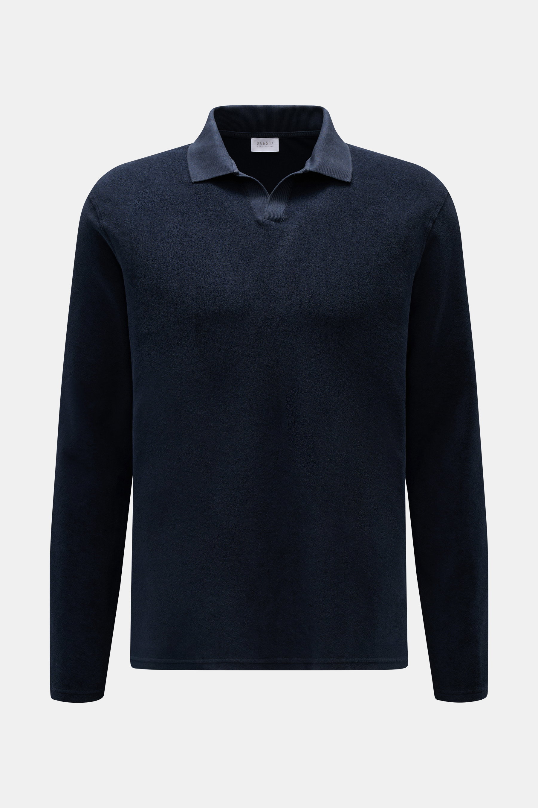 04651/ A trip in a bag Frottee Longsleeve-Poloshirt 'Terry Johnny' navy, reine Baumwolle, weicher Griff, Regular Fit, klassischer Polokragen, offene Kragenleiste, kurze Saumschlitze, Frontalansicht.