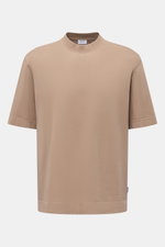 04651/ A trip in a bag Rundhals-T-Shirt 'Nunu Tee' taupe, frontale Ansicht, Oversized Fit, Baumwoll-Jersey, weicher Griff, Rundhalsausschnitt, Weblabel seitlich.