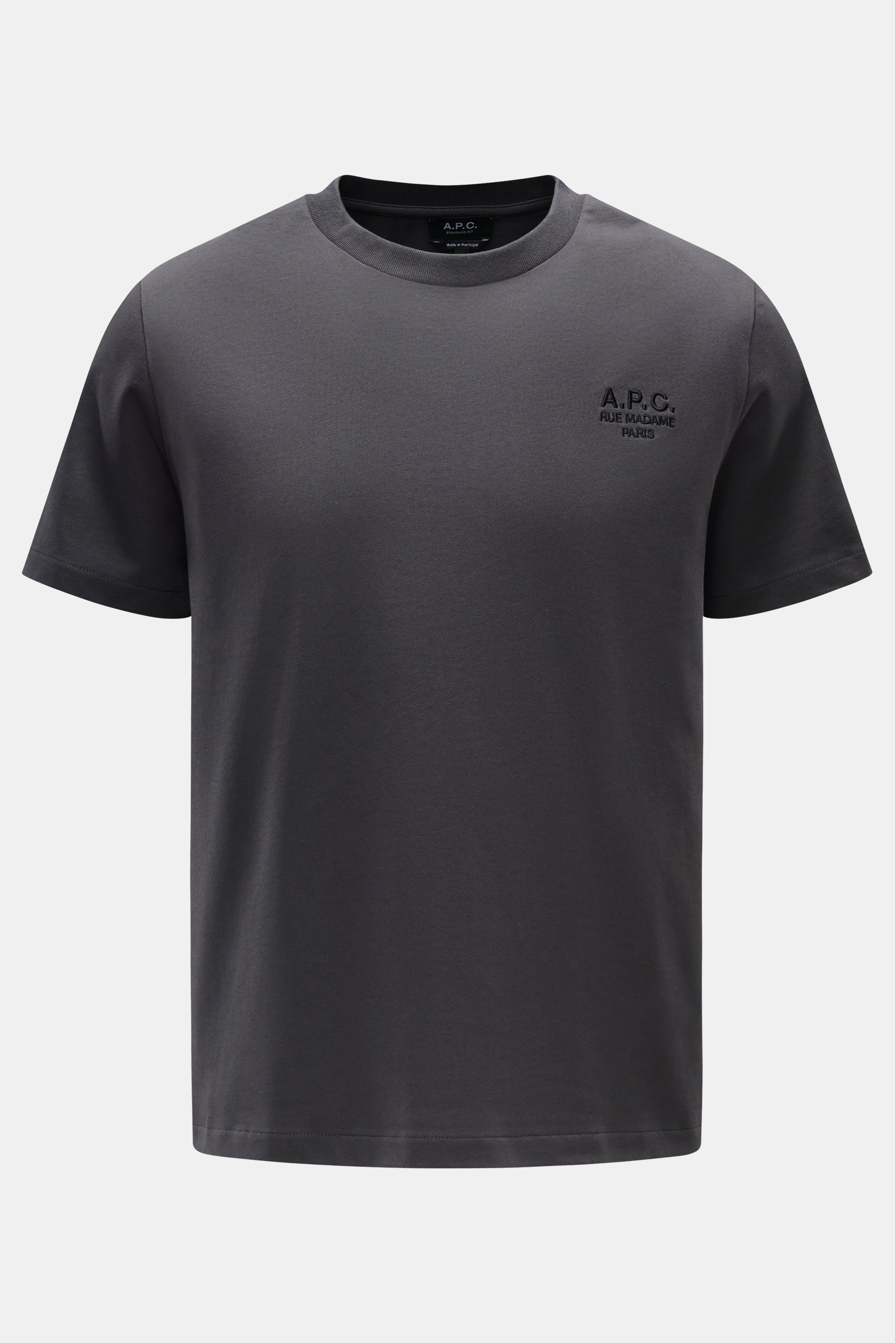 Front view of A.P.C. Crew neck T-shirt 'Standard Rue Madame' dark grey, soft pure cotton jersey with logo embroidery on chest.

<p>Clean, cool, A.P.C. – the T-shirt 'Standard Rue Madame' is the epitome of French understatement. In soft cotton jersey with 